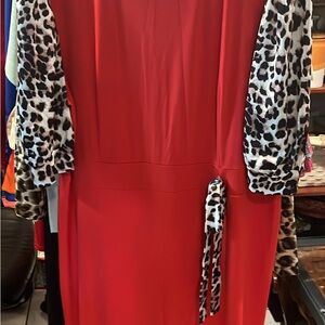 Elegant Red Leopard Sleeve Dress